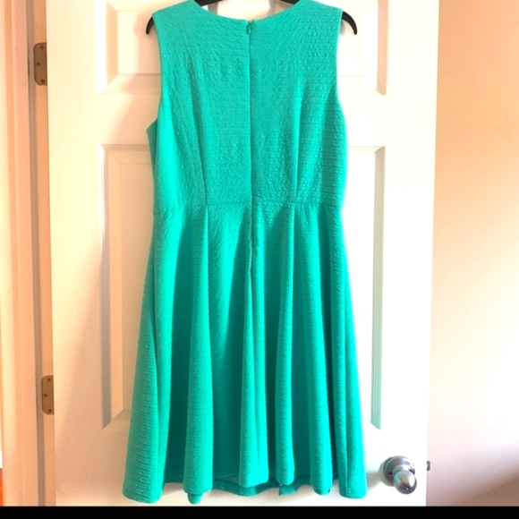 Midi dress - Picture 2 of 6